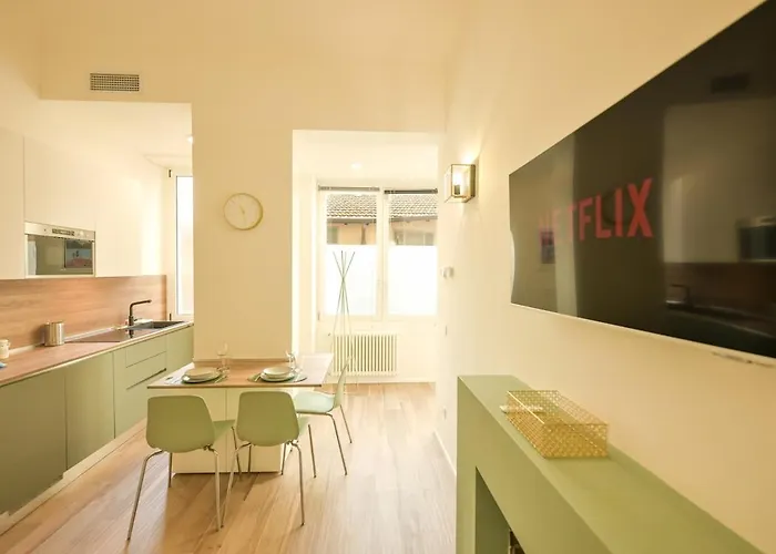 2 Min From Station And With Wifi And Ac Daire