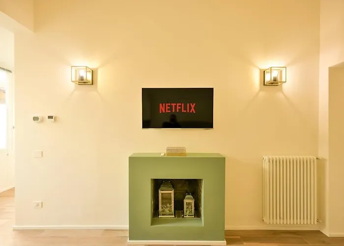 2 Min From Station And With Wifi And Ac * Como