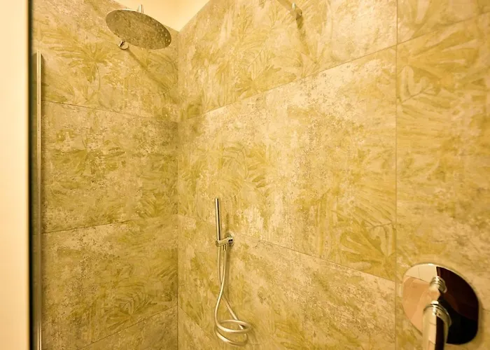 Daire 2 Min From Station And With Wifi And Ac