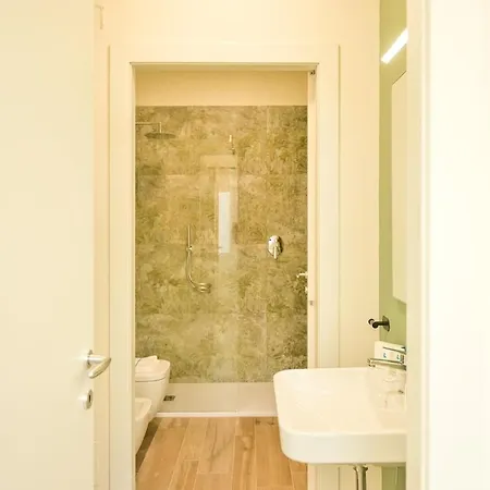 2 Min From Station And With Wifi And Ac Appartamento *