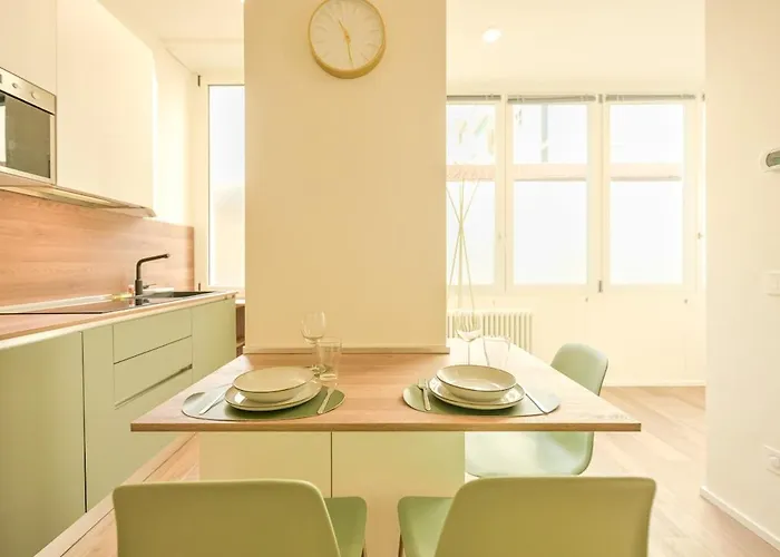 Apartman 2 Min From Station And With Wifi And Ac *