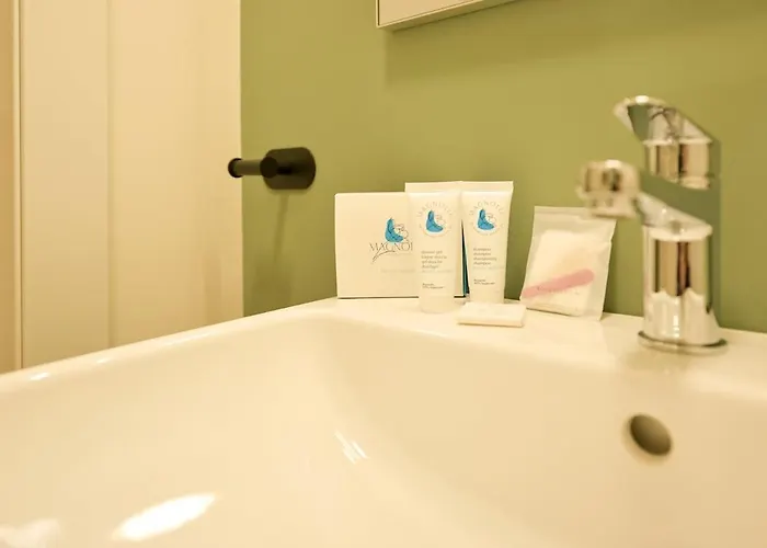 Apartman 2 Min From Station And With Wifi And Ac *